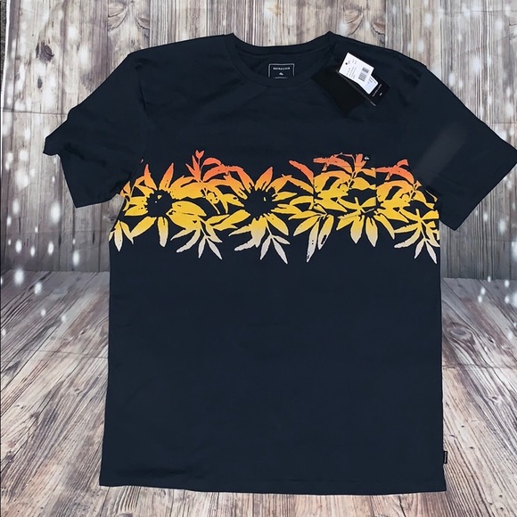Quiksilver Other - Quiksilver men’s choppa T-shirt with print Quiksilver Other - Quiksilver men’s choppa T-shirt with print